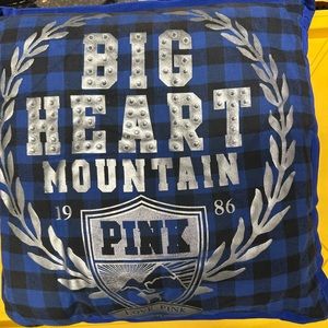 💙 RARE VS PINK THROW PILLOW 💙